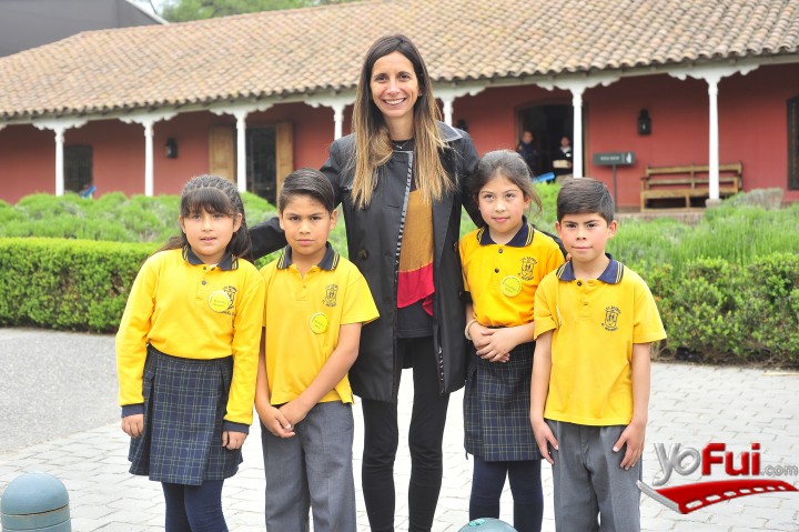 Mariela Olivares, Renato Jara, Elena Carretero, Catalina Tobar, Vicente Gómez