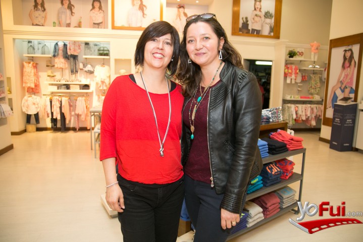 Claudia Contreras, Julia Salas
