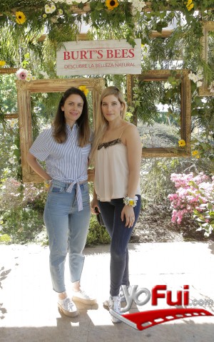 Constanza Mayer, Consuelo Pfeng