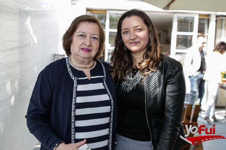 Marina Meneses Weber, Julia Salas