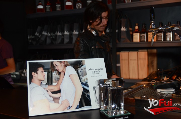 Fotografía en Celebración llegada de Abercrombie & Fitch a Chile, Bar Mañío