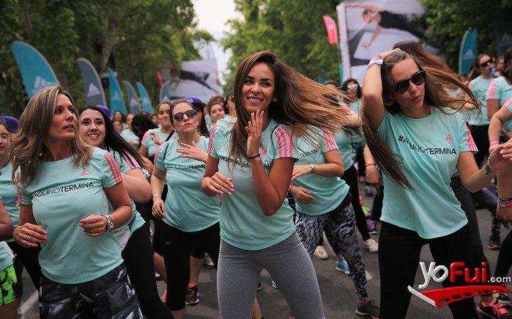 Fotografía en Más de 3000 mujeres disfrutaron al ritmo del dance en #aquinotermina de adidas Women, frente Museo Bellas Artes