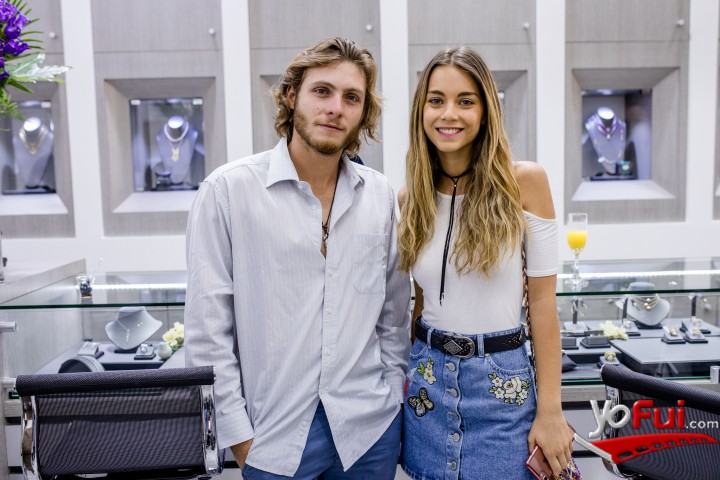 Eusebio Arenas, Valentina Caballero
