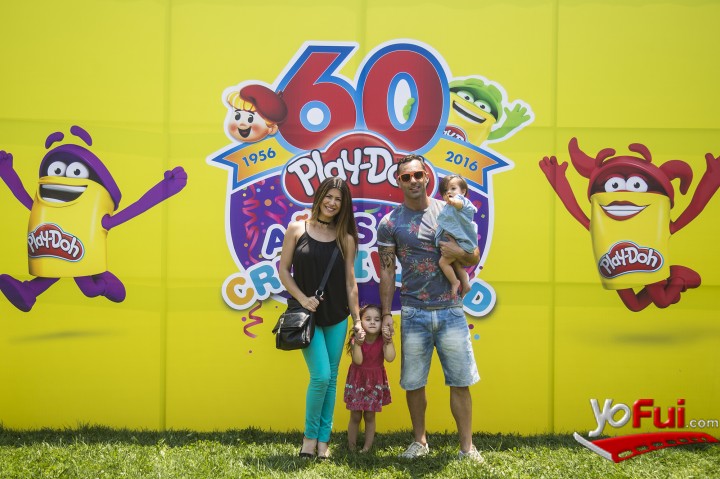 Vivi Rodrigues y familia