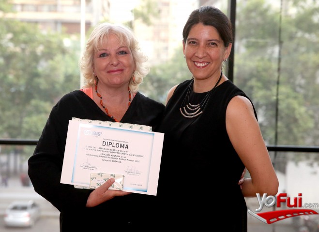 Sandra Robertson Cleary, María Isabel Robles, direct. ejec. de Rostros Nuevos