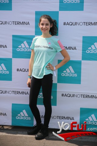 Fotografía en María José Prieto y adidas Women en clase de Yoga para más de 1.500 mujeres, Calles de Santiago