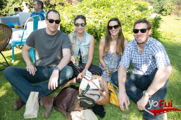 Juan Pablo Doñas, Camila Arayanza Collao, Eduardo Ffrech-Davis, Constanza Collao