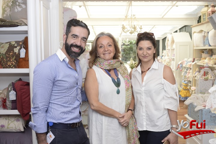 Mario Ribera, Nina Herrera, Francisca Vives