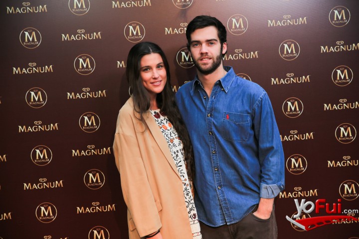 Isabel Vial, Victor Domingues