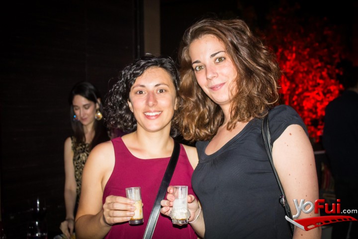 Elvira González, Mercedes Martín