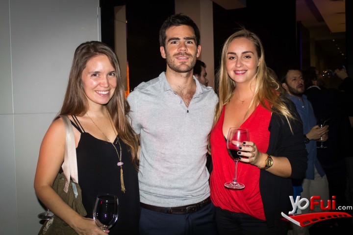Viviana Navarrete, Troy Pérez, Fernanda González