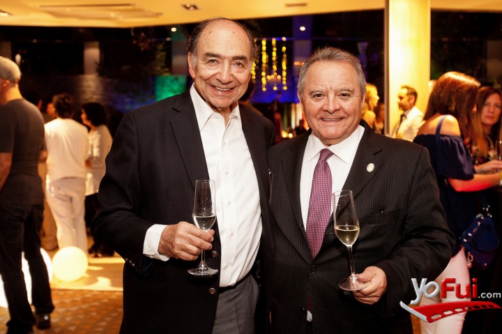 Roberto Echeverría, Héctor Vergara