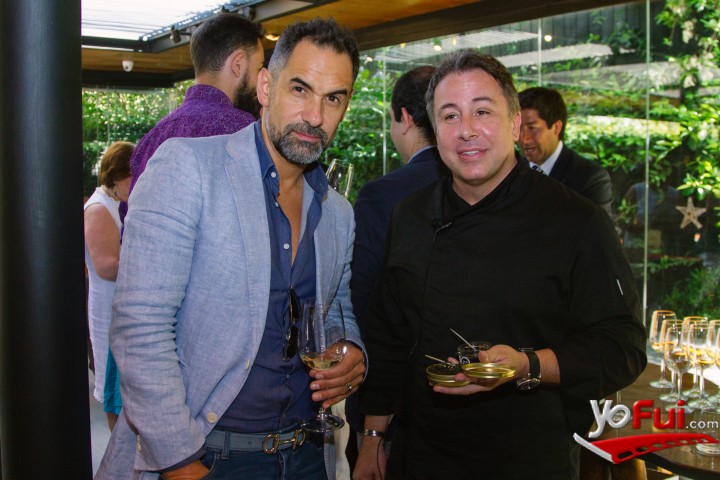 Hernán Hevia, Pablo Pries