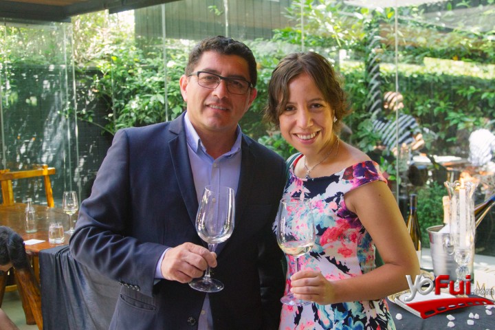 José Miguel Escárate, Carla Urruhaga