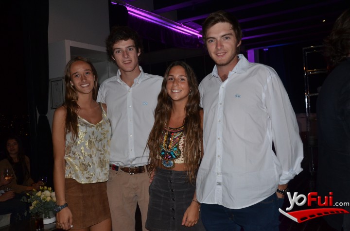 Fotografía en Amantes de las burbujas celebran fin de año en fiesta Dominga, Piso 21 del Hotel W