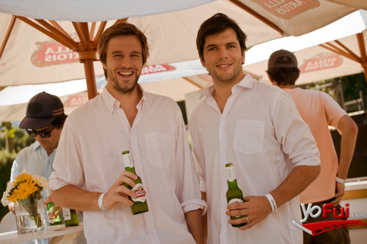 Matias White, Ignacio Gutiérrez