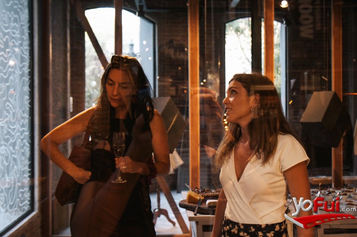 Virginia Berguño, Camila De Prada