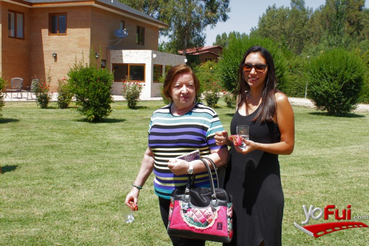 Marina Meneses Weber, Diana González