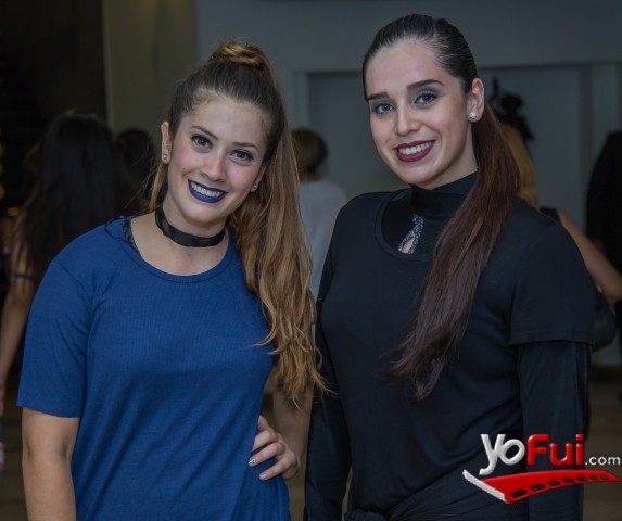 Clara Astele, Romina Araya
