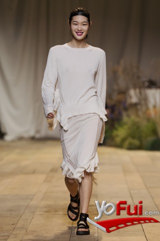 Fotografía en H&M Studio-SS17-Desfile, Paris
