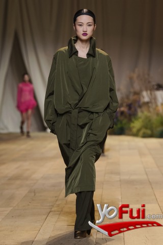 Fotografía en H&M Studio-SS17-Desfile, Paris