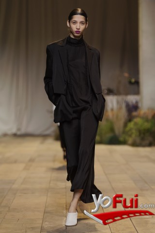 Fotografía en H&M Studio-SS17-Desfile, Paris