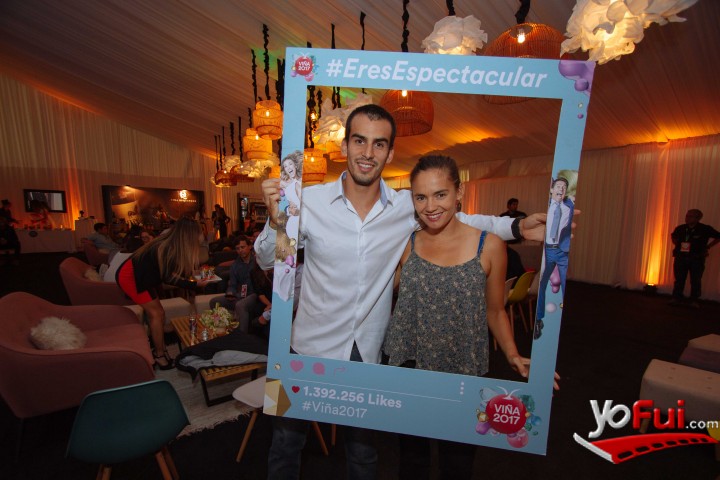 Fernando Sandoval, Camila Bertrand
