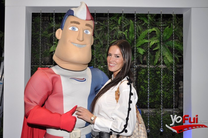 Capitán Aquafresh, Adriana Barrientos