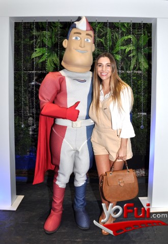 Capitán Aquafresh, Daniela Urrizola