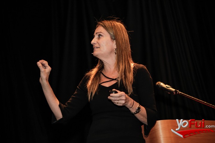 Angélica Valenzuela