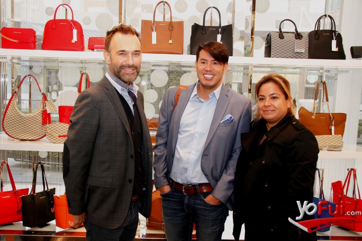 YoFui.com Lanzamiento de Michael Kors Access, Michael Kors (7476)