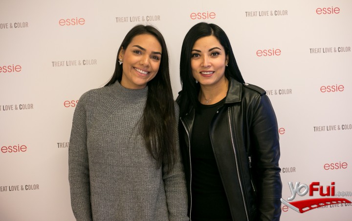 Tatiana Lotero, Alejandra Tello