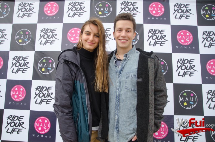 Alonso Quintero en Maui and Sons en actividad de Surf y moda urbana