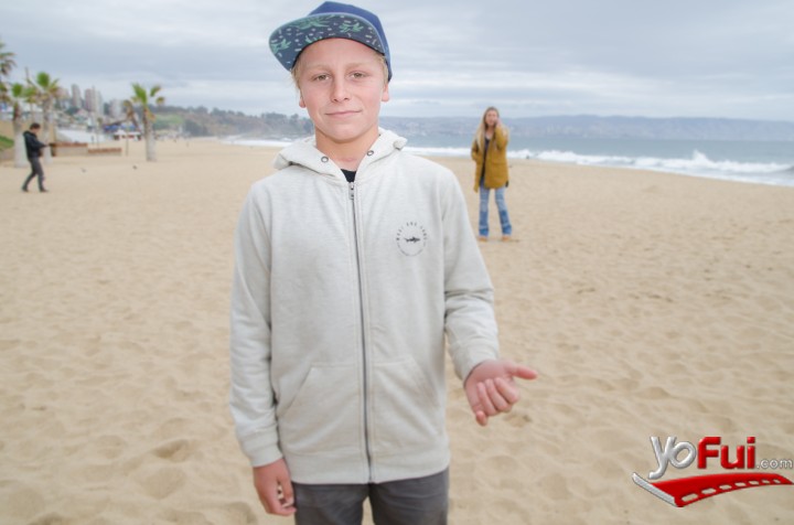 Tomas Bock, pequeño surfista nacional