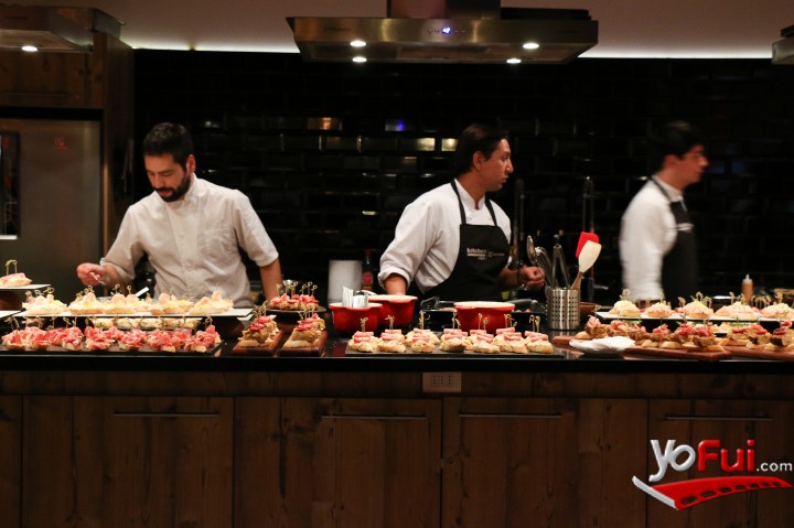 Los cocineros del Kitchen Club prepararon las tapas en vivo