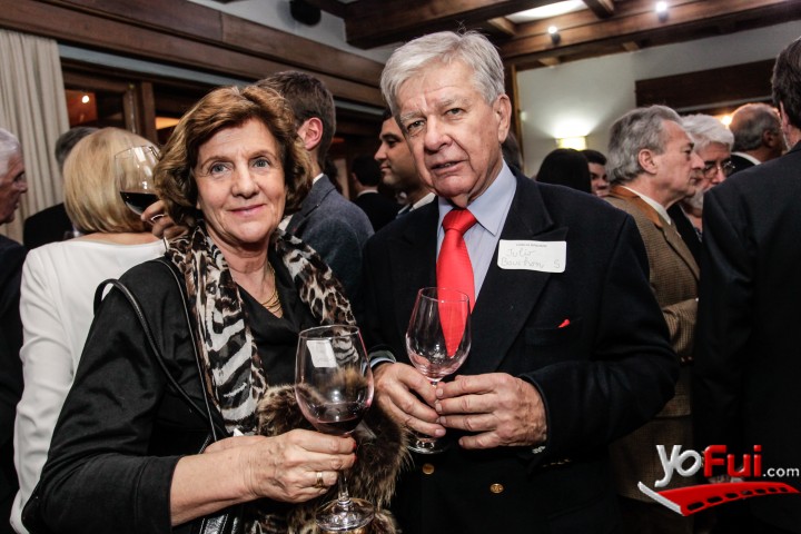 Pilar González, Julio Bouchon