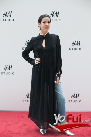 Fotografía en Exclusiva pre-venta y desayuno de la colección H&M STUDIOAW17., Tienda H&M