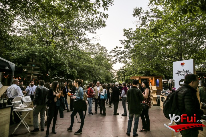 Fotografía en Primera versión de Bodega Capital, Paseo Mañío