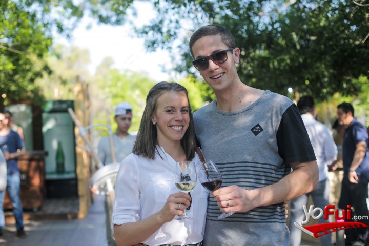 Mike Moscarda, Nicole Naylor