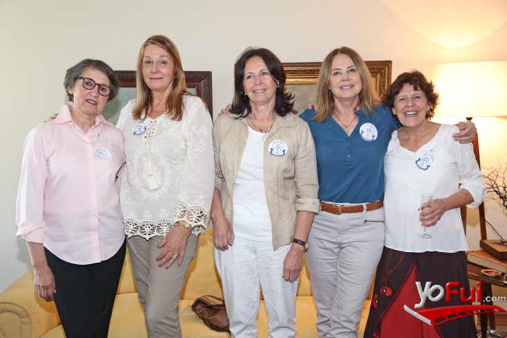 Gabriela Yávar, Ana María Calvo, Marcela Salas, Pachi Martín, Marisol San Martín