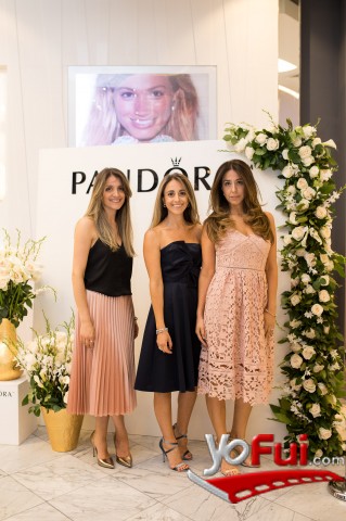 Paulina Mery Satt, Macarena Mery Satt, Francisca Mery Satt