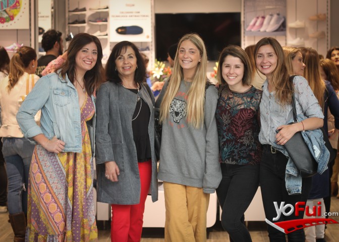 Nicole Santelices, Wanda Mostafa, Teresa Gottlieb, Josefina del Río, Paula Flores