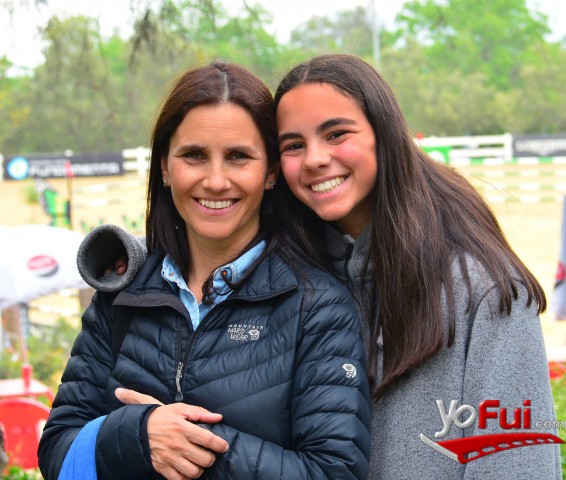 Claudia Muñoz, Antonia Oyonarte