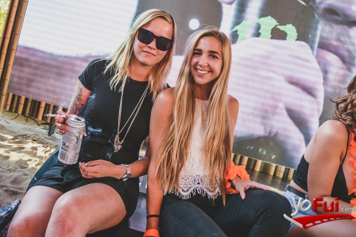Olivia Ugarte, Renata Casanello