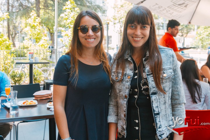 Magdalena Pinto, Manuela Ovalle