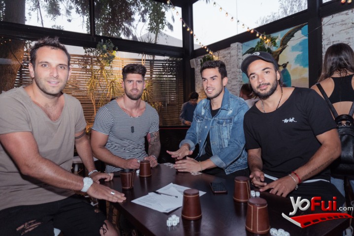 Fotografía en Amigos se reunieron para el Primer Torneo de Cachos de Fernet Branca, Sanguchería La Sociedad