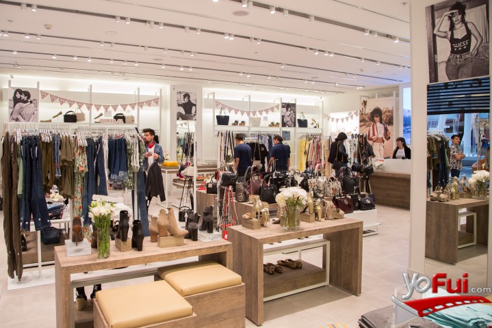 Fotografía en GUESS inaugura nueva tienda, GUESS