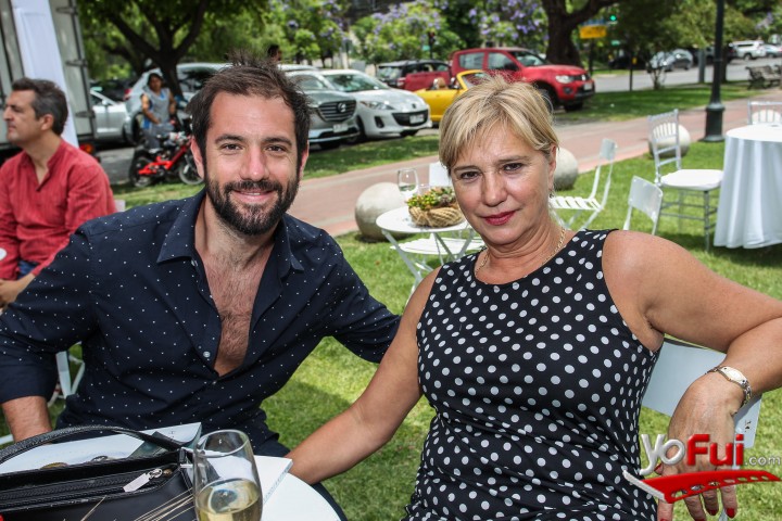 Daniel Pinto, Elena Pérez