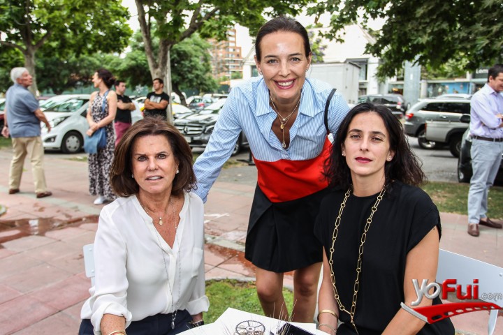 Macarena Rivera, Rosita Parsons, Magdalena Bernstein