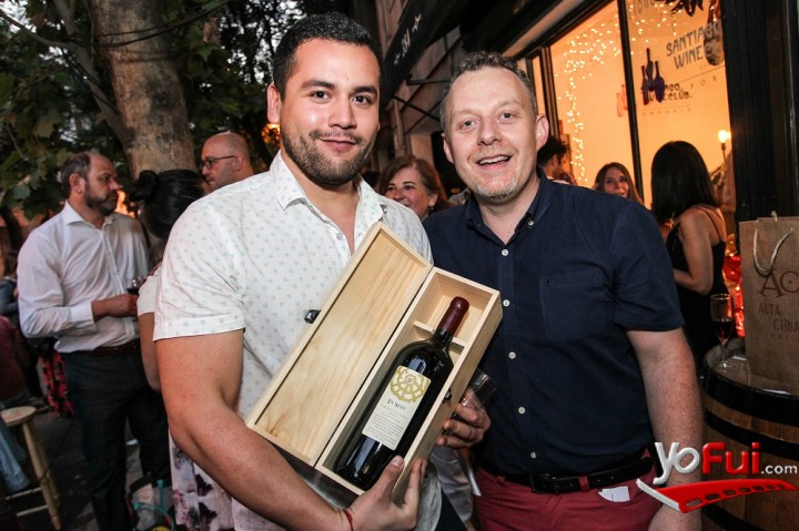 Alberto Ulloa, Arnaud Robert